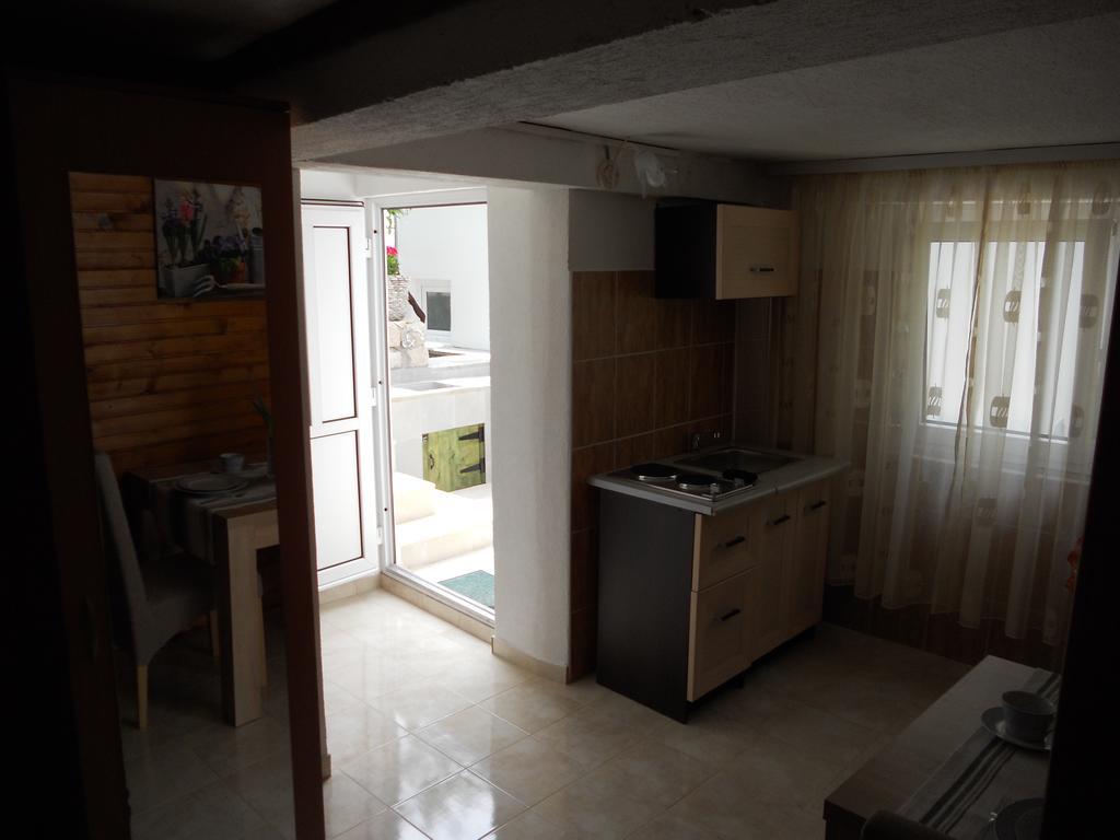 Apartment Djukovic Petrovazzo Esterno foto